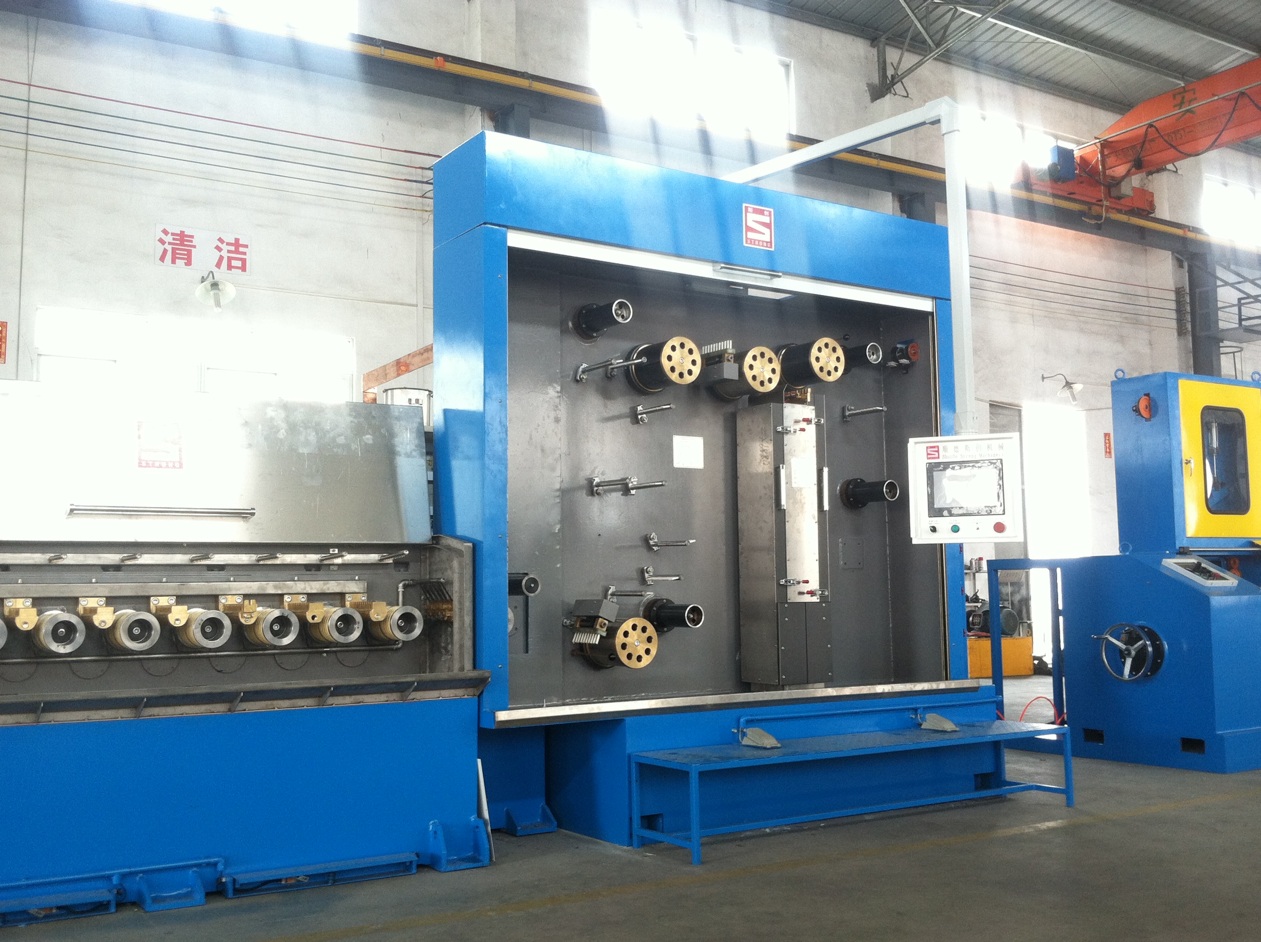 Inline Jatkuva Annealer Multiwiren keskitason piirustuskoneelle (8/10/14/16 johdot)